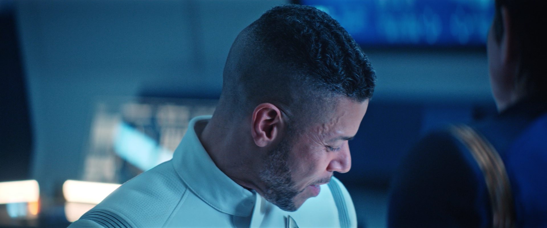 extant_StarTrekDiscovery_2x12-ThroughTheValleyOfShadows_03751.jpg