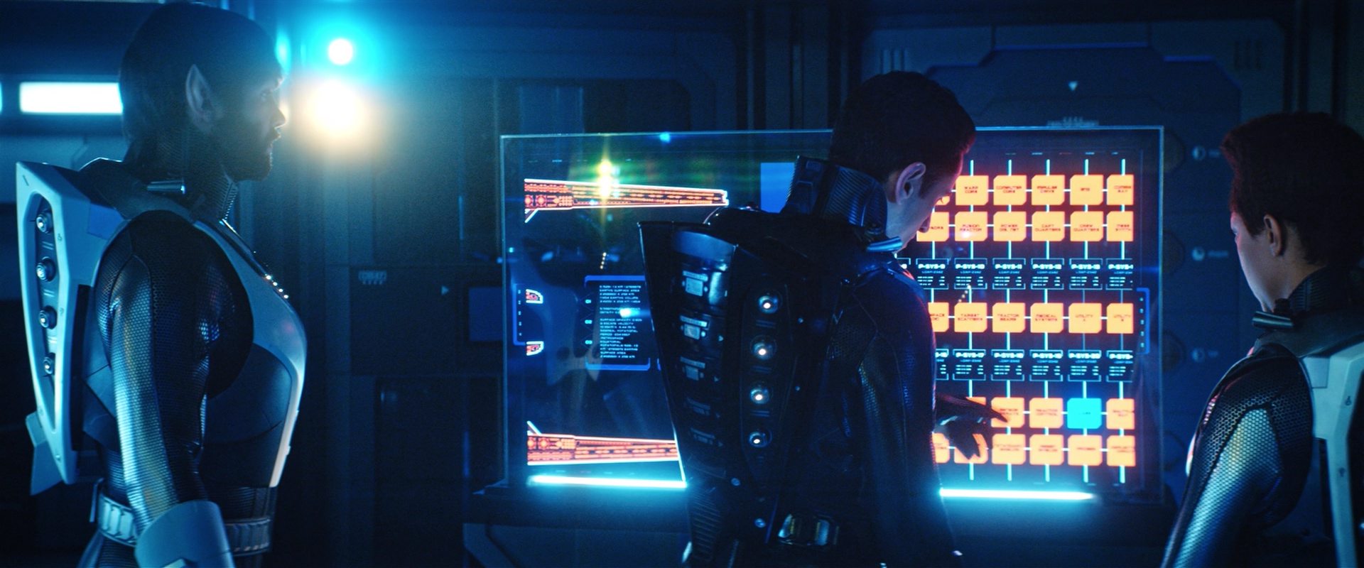 extant_StarTrekDiscovery_2x12-ThroughTheValleyOfShadows_03917.jpg