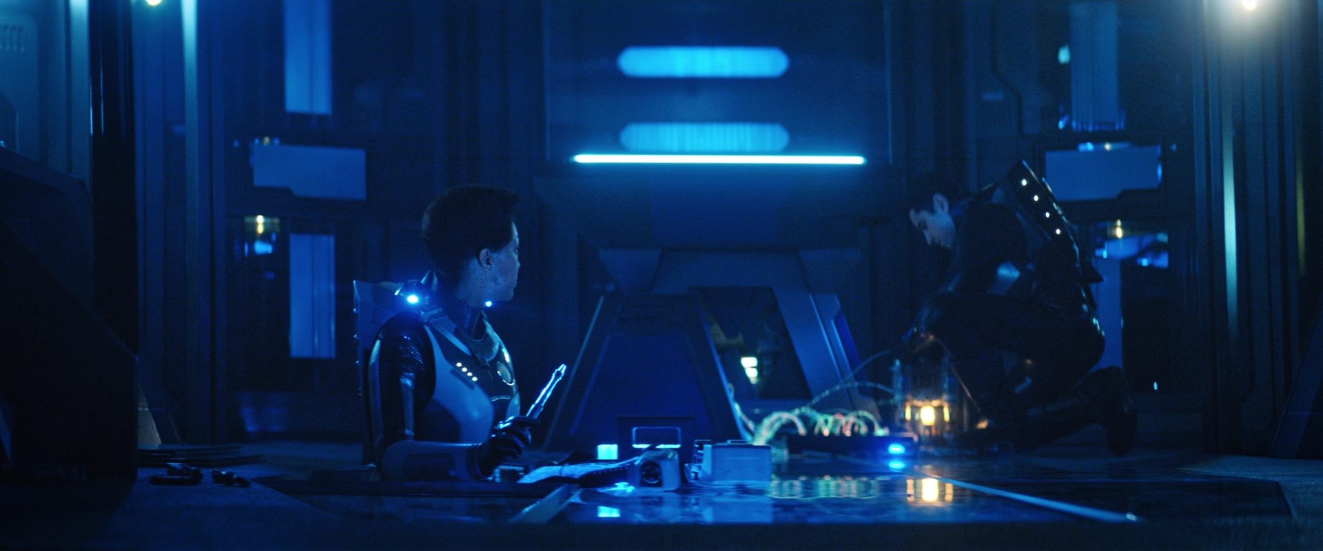 extant_StarTrekDiscovery_2x12-ThroughTheValleyOfShadows_04087.jpg