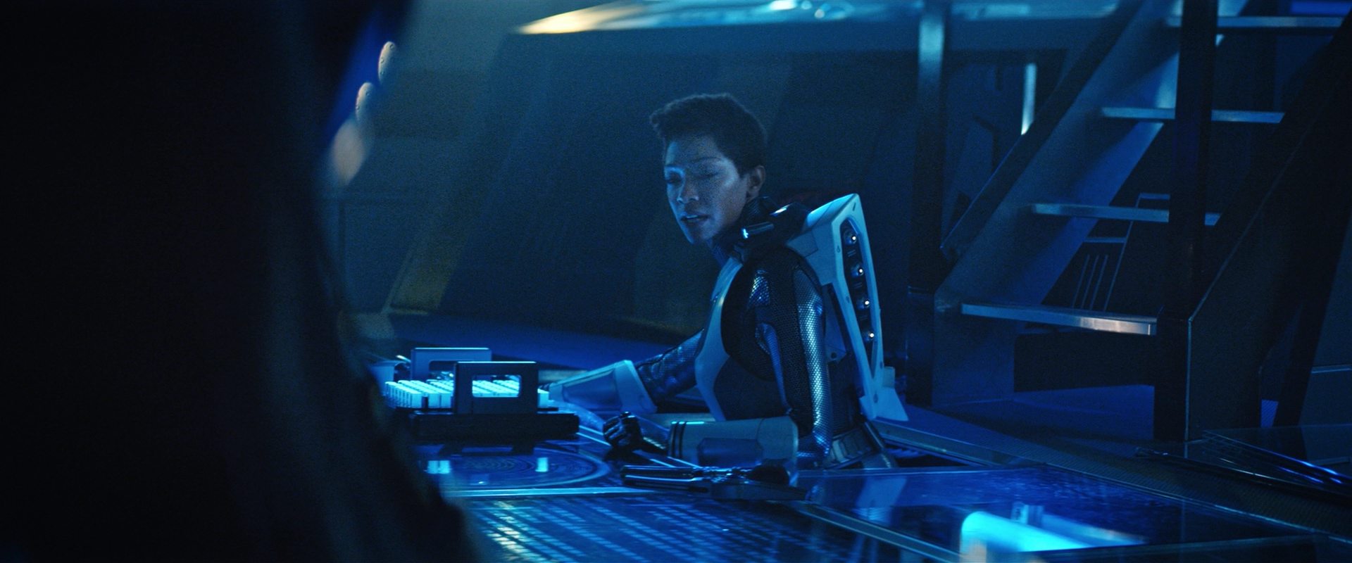 extant_StarTrekDiscovery_2x12-ThroughTheValleyOfShadows_04091.jpg