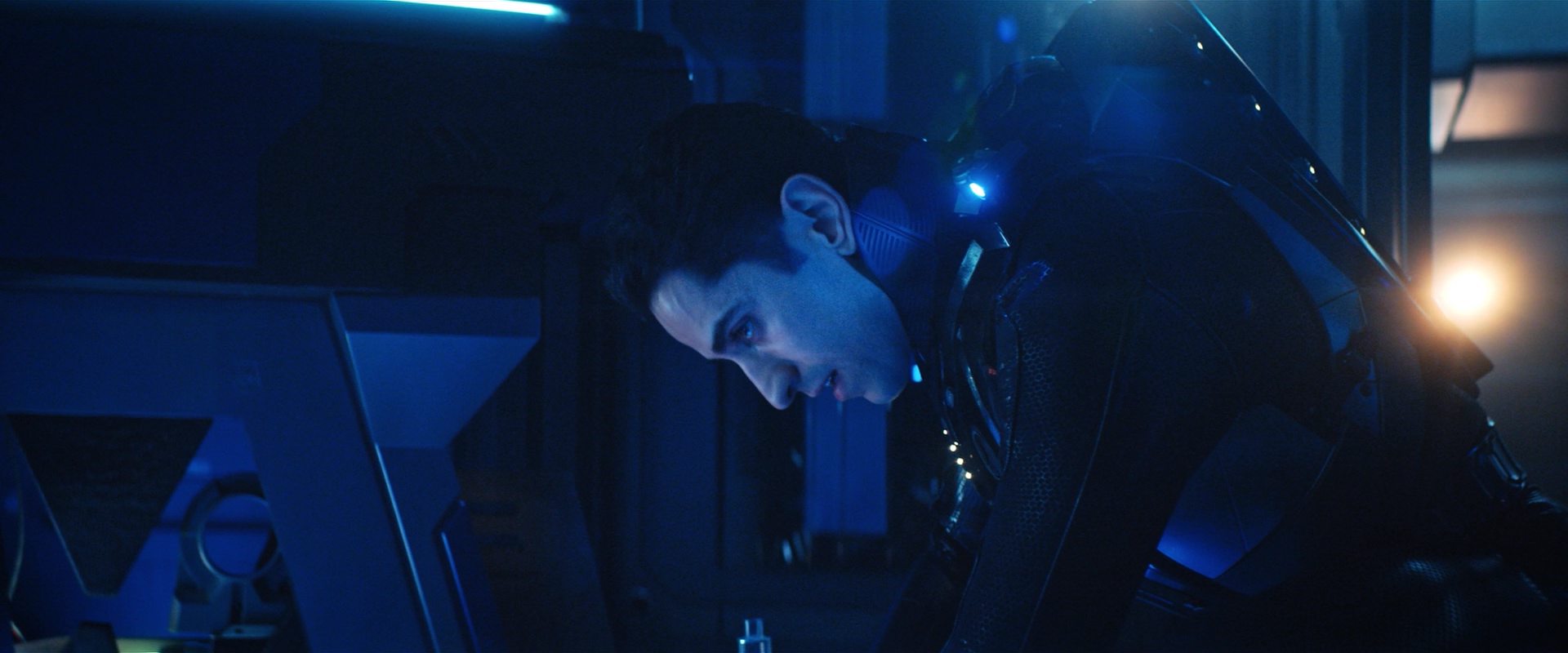 extant_StarTrekDiscovery_2x12-ThroughTheValleyOfShadows_04116.jpg