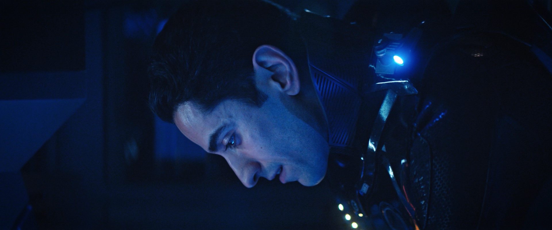 extant_StarTrekDiscovery_2x12-ThroughTheValleyOfShadows_04134.jpg extant_StarTrekDiscovery_2x12-ThroughTheValleyOfShadows_04134.jpg