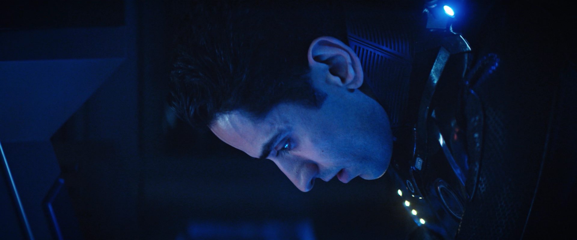 extant_StarTrekDiscovery_2x12-ThroughTheValleyOfShadows_04153.jpg