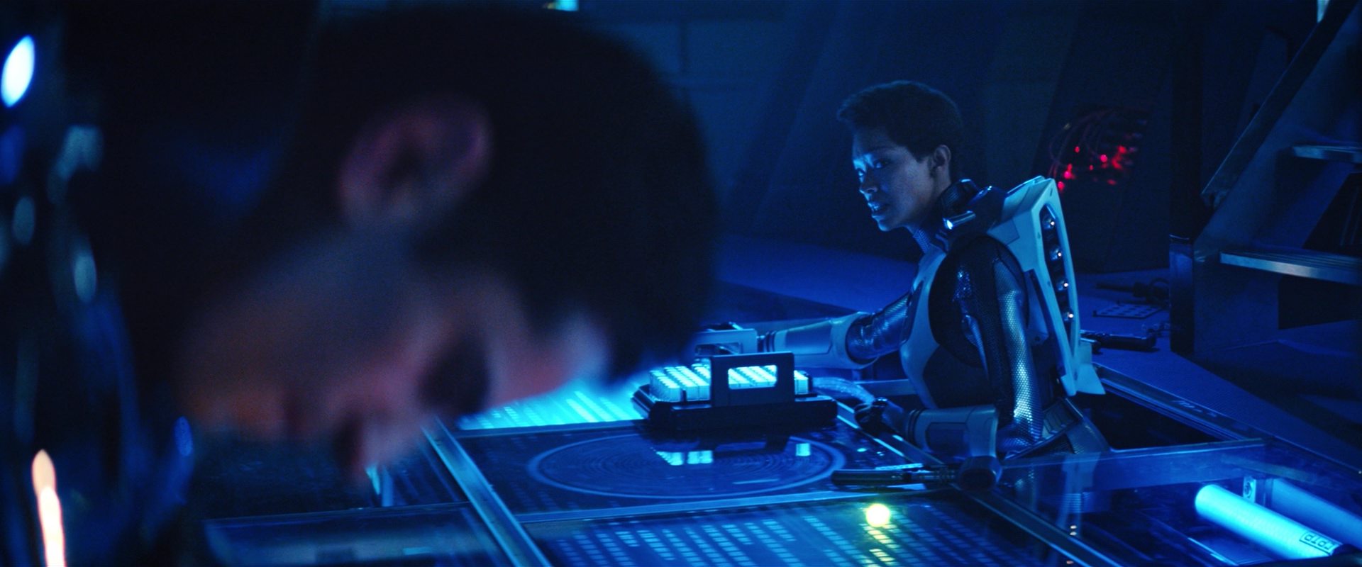extant_StarTrekDiscovery_2x12-ThroughTheValleyOfShadows_04185.jpg extant_StarTrekDiscovery_2x12-ThroughTheValleyOfShadows_04185.jpg