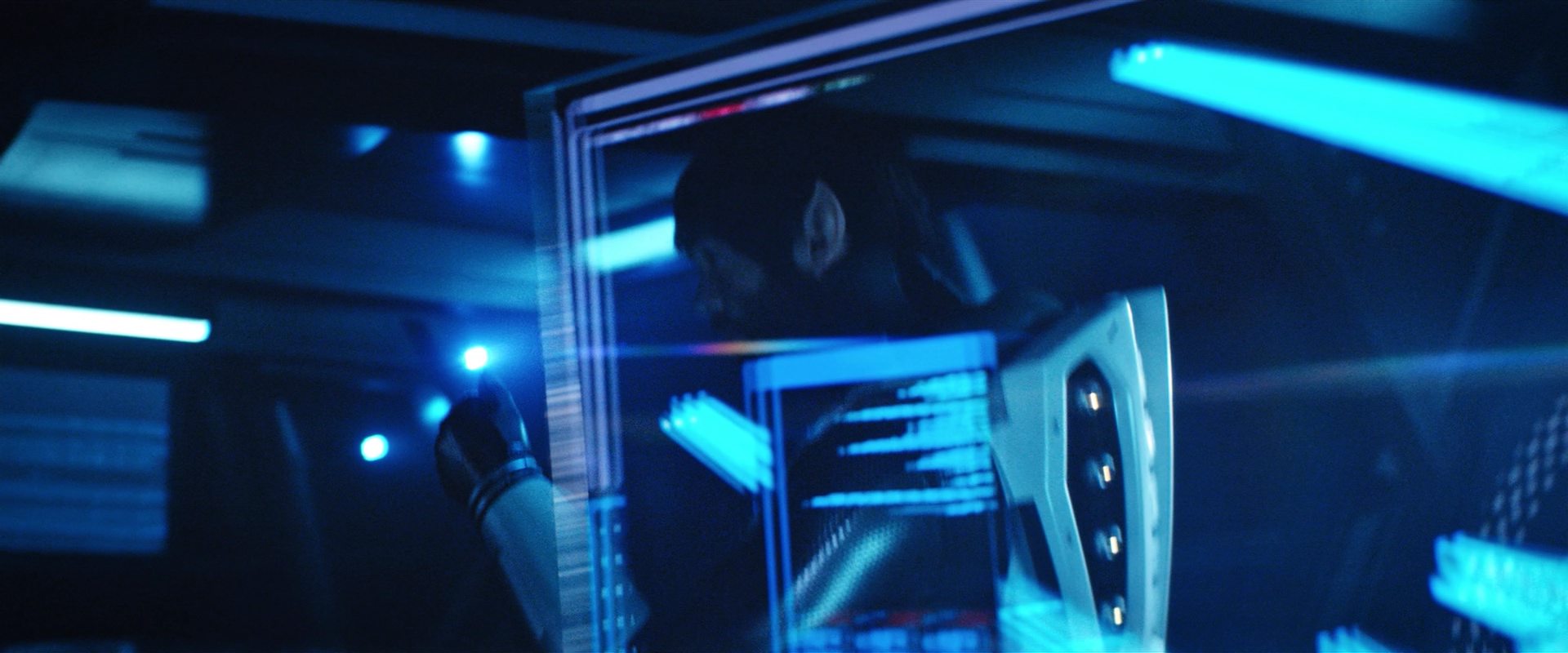 extant_StarTrekDiscovery_2x12-ThroughTheValleyOfShadows_04223.jpg