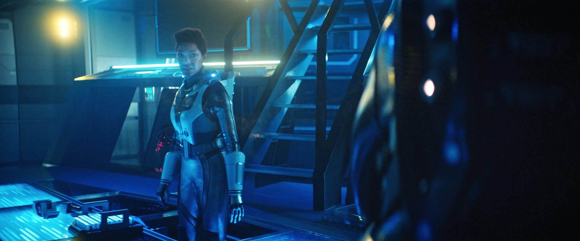 extant_StarTrekDiscovery_2x12-ThroughTheValleyOfShadows_04233.jpg extant_StarTrekDiscovery_2x12-ThroughTheValleyOfShadows_04233.jpg