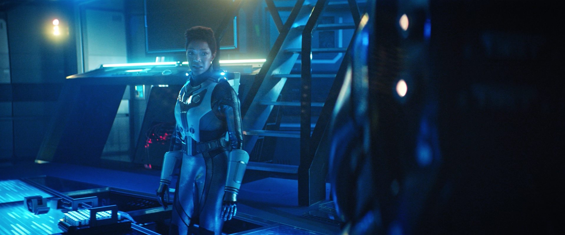 extant_StarTrekDiscovery_2x12-ThroughTheValleyOfShadows_04234.jpg