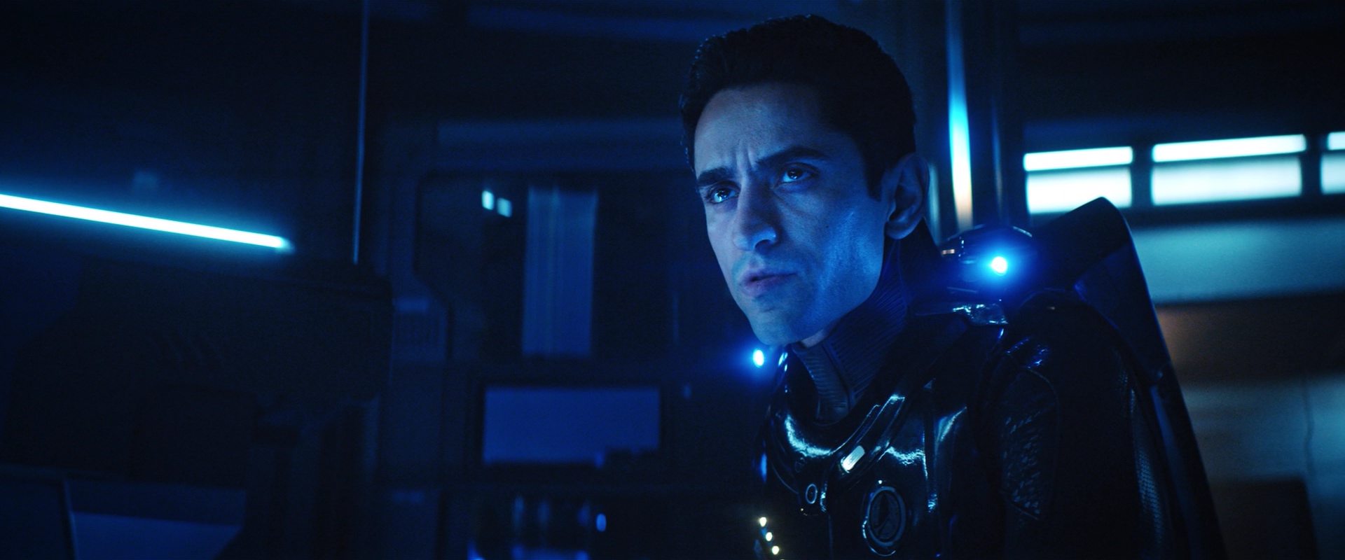 extant_StarTrekDiscovery_2x12-ThroughTheValleyOfShadows_04264.jpg