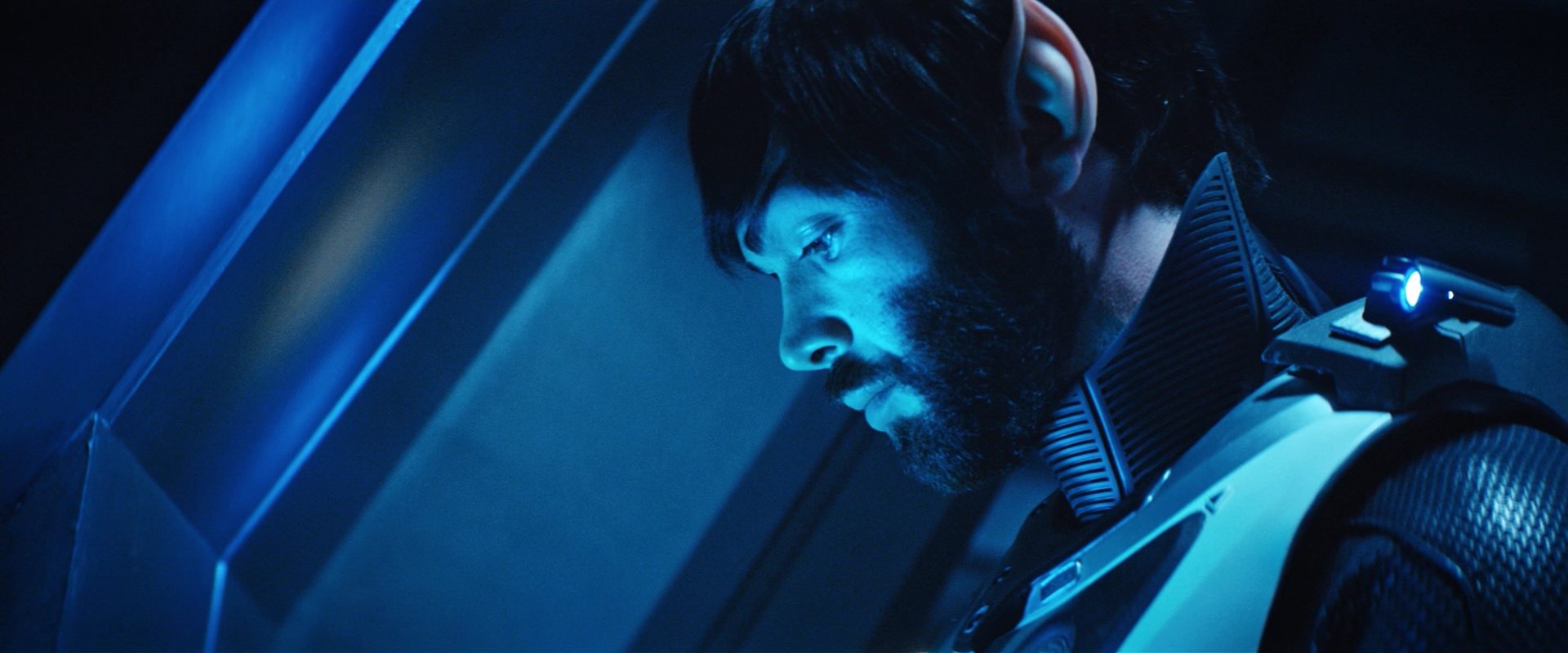 extant_StarTrekDiscovery_2x12-ThroughTheValleyOfShadows_04349.jpg