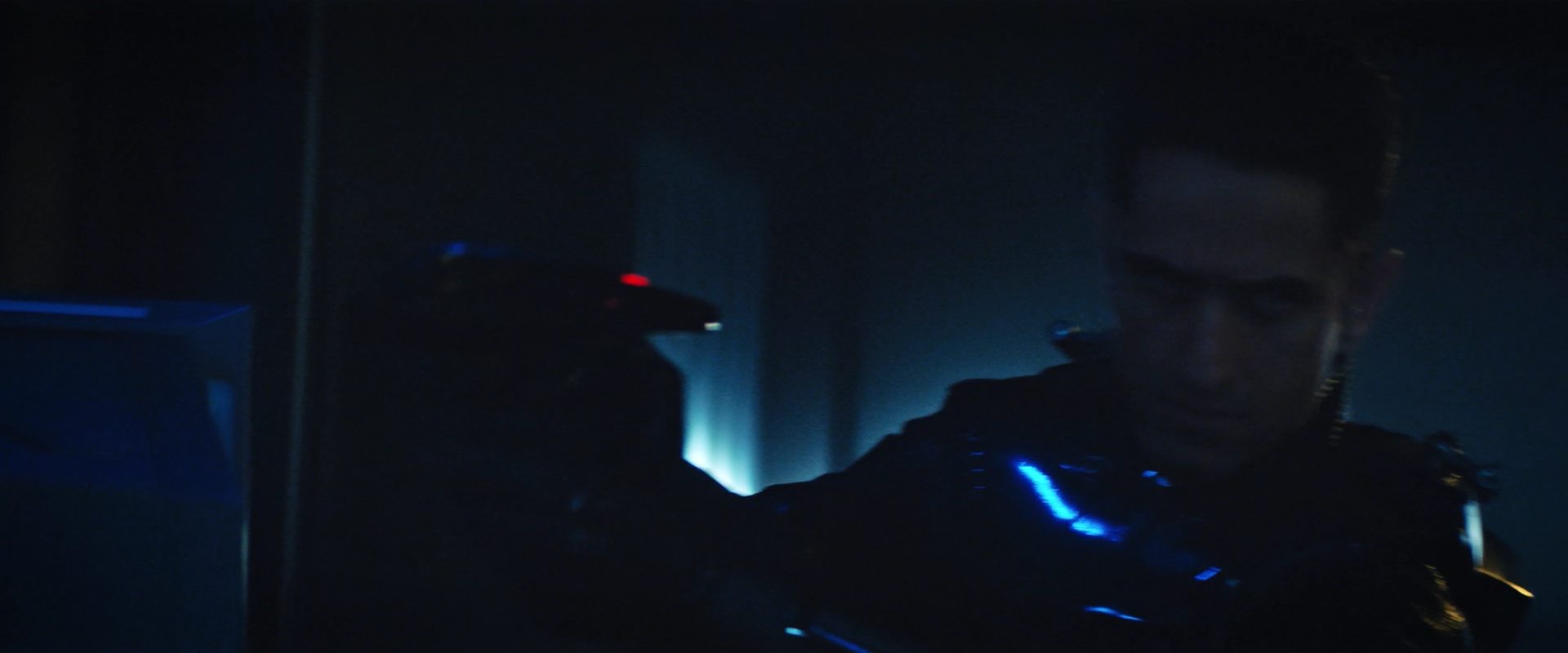 extant_StarTrekDiscovery_2x12-ThroughTheValleyOfShadows_04421.jpg
