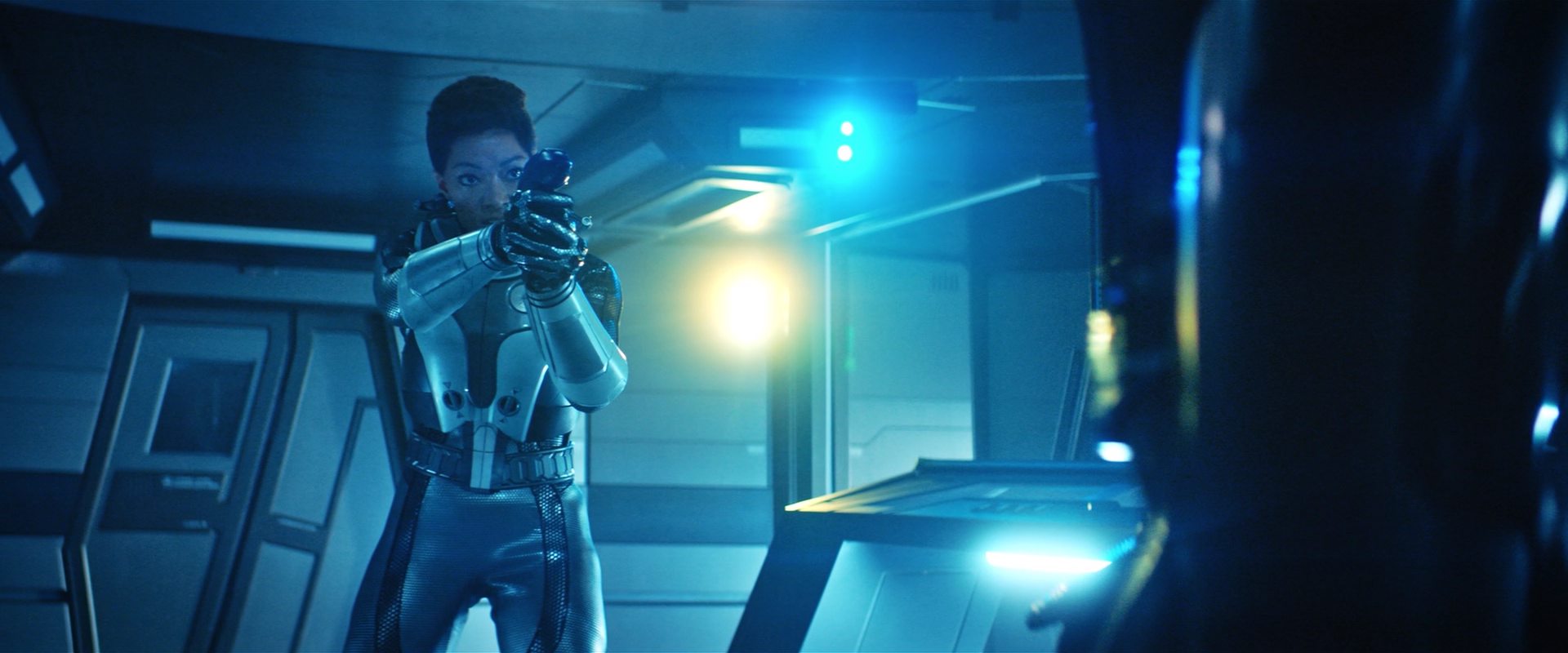 extant_StarTrekDiscovery_2x12-ThroughTheValleyOfShadows_04561.jpg
