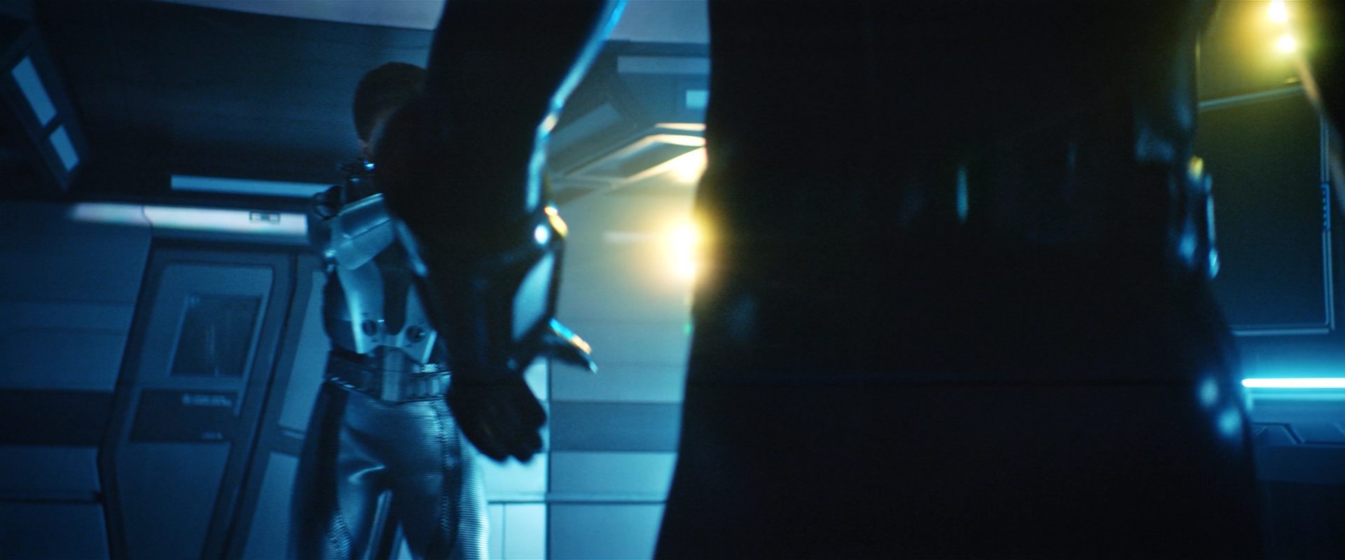 extant_StarTrekDiscovery_2x12-ThroughTheValleyOfShadows_04563.jpg
