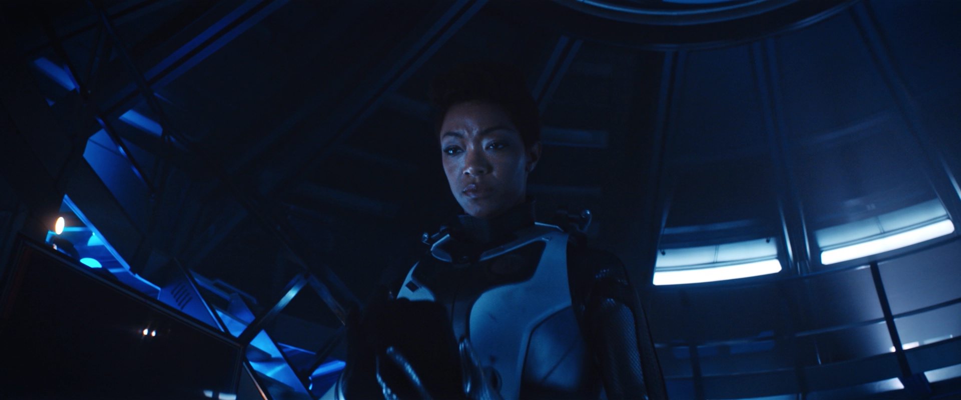 extant_StarTrekDiscovery_2x12-ThroughTheValleyOfShadows_04721.jpg