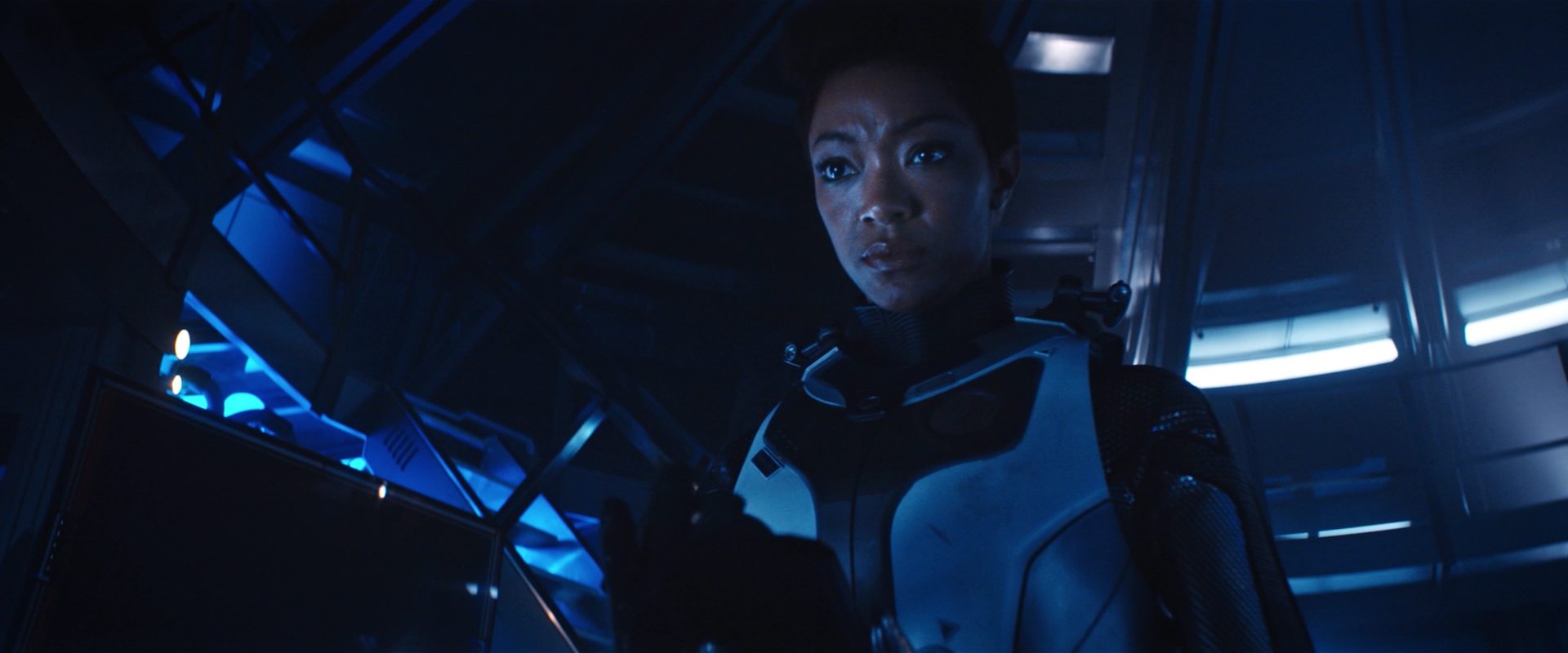 extant_StarTrekDiscovery_2x12-ThroughTheValleyOfShadows_04723.jpg