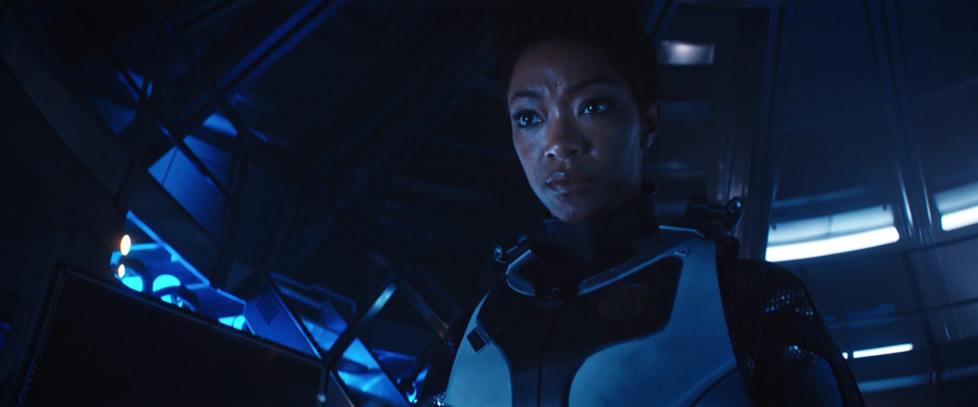 extant_StarTrekDiscovery_2x12-ThroughTheValleyOfShadows_04725.jpg