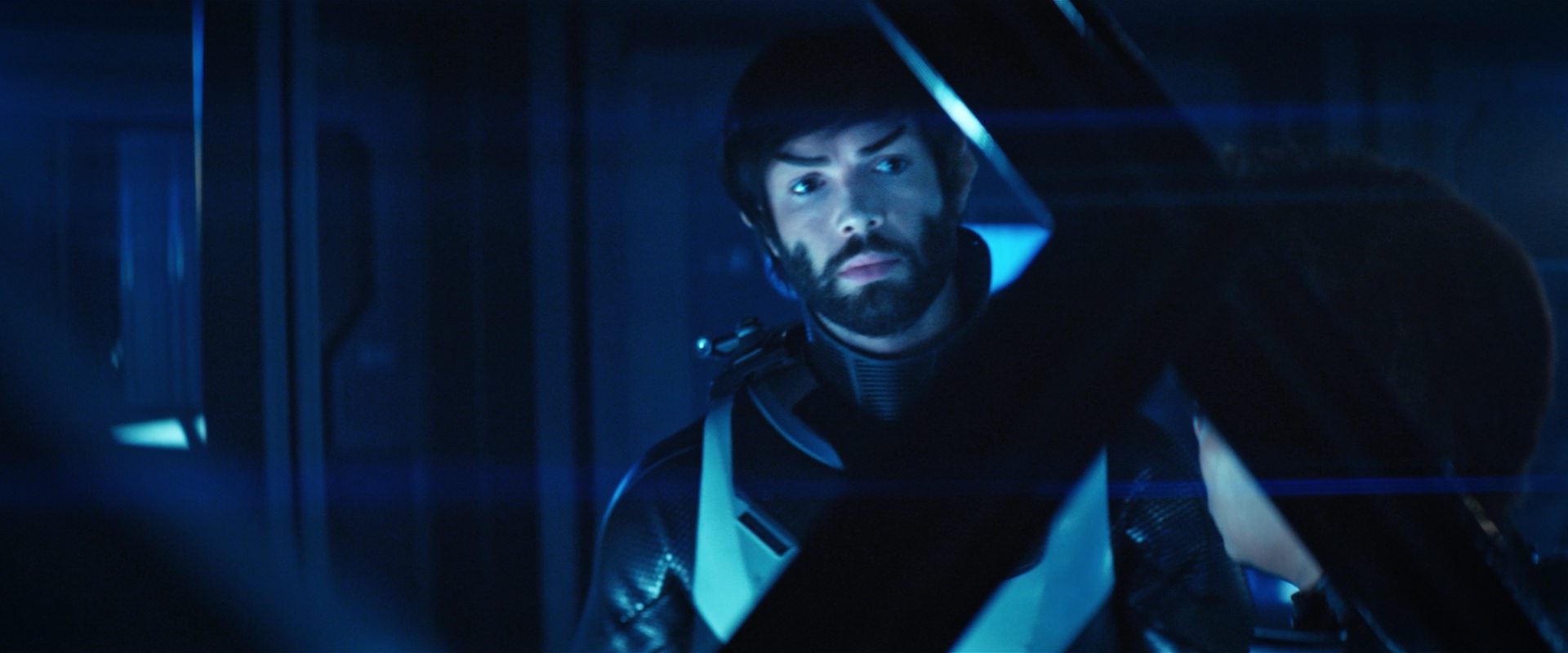 extant_StarTrekDiscovery_2x12-ThroughTheValleyOfShadows_04768.jpg