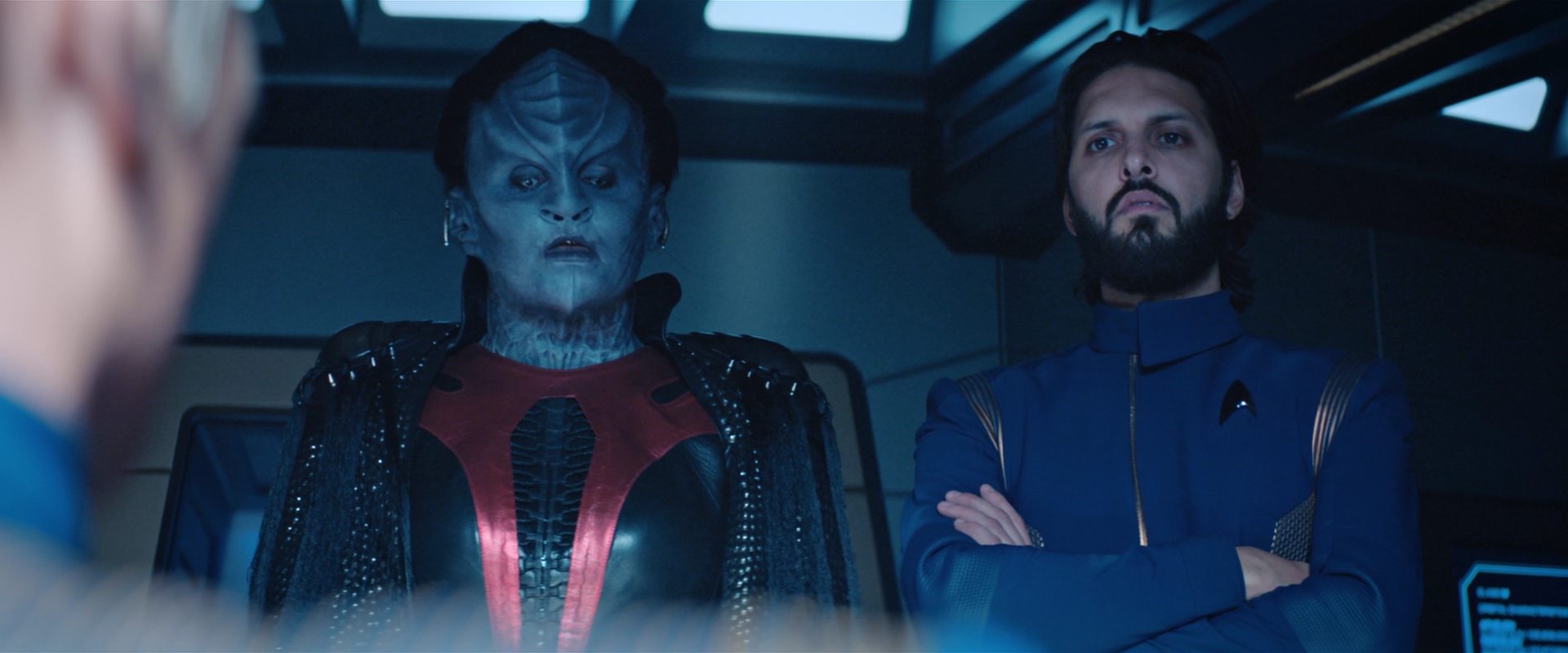 extant_StarTrekDiscovery_2x12-ThroughTheValleyOfShadows_04854.jpg extant_StarTrekDiscovery_2x12-ThroughTheValleyOfShadows_04854.jpg