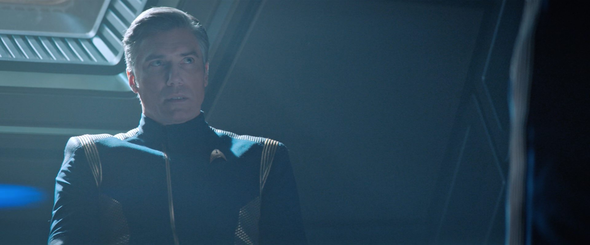 extant_StarTrekDiscovery_2x12-ThroughTheValleyOfShadows_04862.jpg extant_StarTrekDiscovery_2x12-ThroughTheValleyOfShadows_04862.jpg