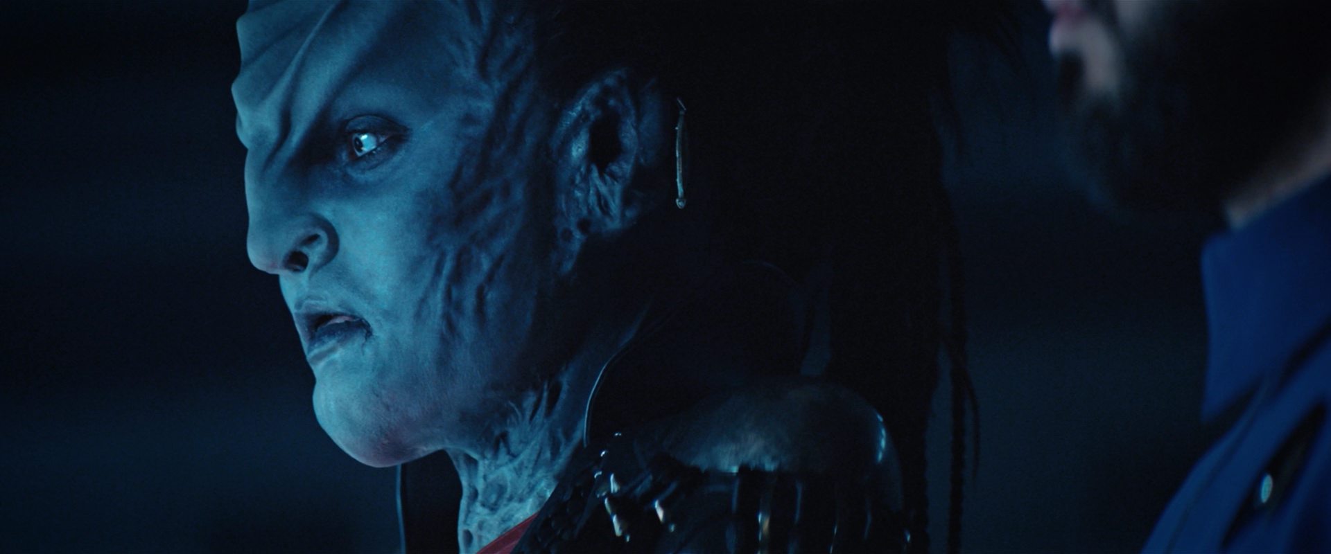 extant_StarTrekDiscovery_2x12-ThroughTheValleyOfShadows_04907.jpg extant_StarTrekDiscovery_2x12-ThroughTheValleyOfShadows_04907.jpg