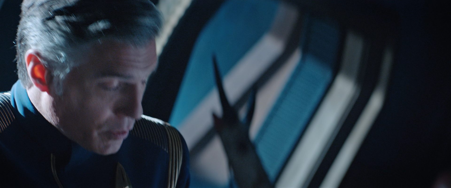 extant_StarTrekDiscovery_2x12-ThroughTheValleyOfShadows_04915.jpg
