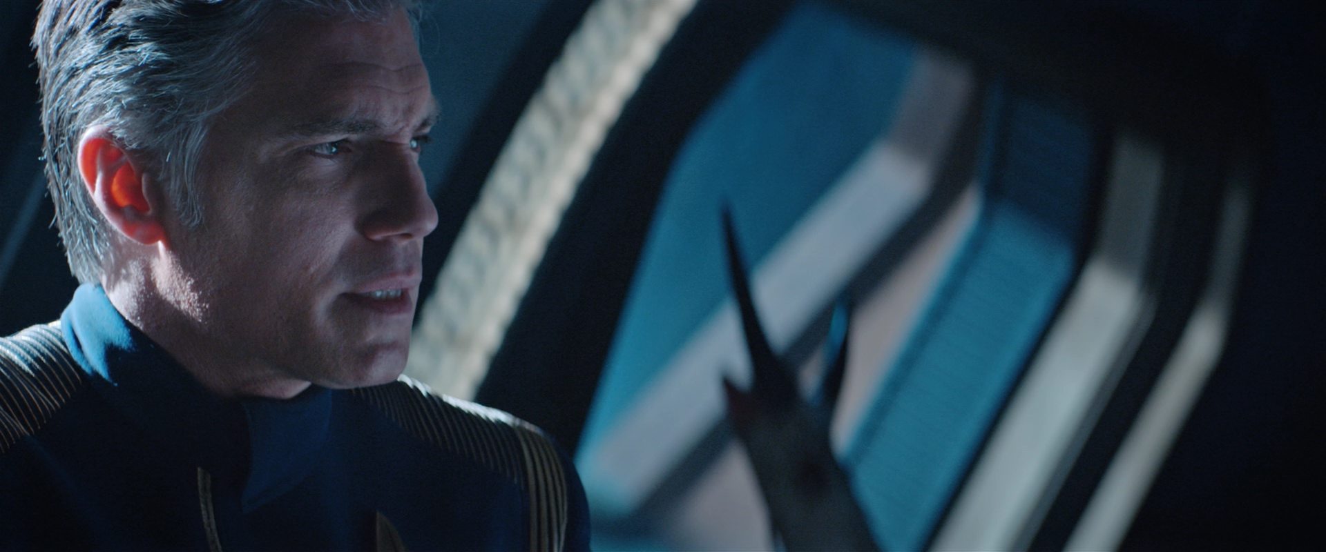 extant_StarTrekDiscovery_2x12-ThroughTheValleyOfShadows_04937.jpg