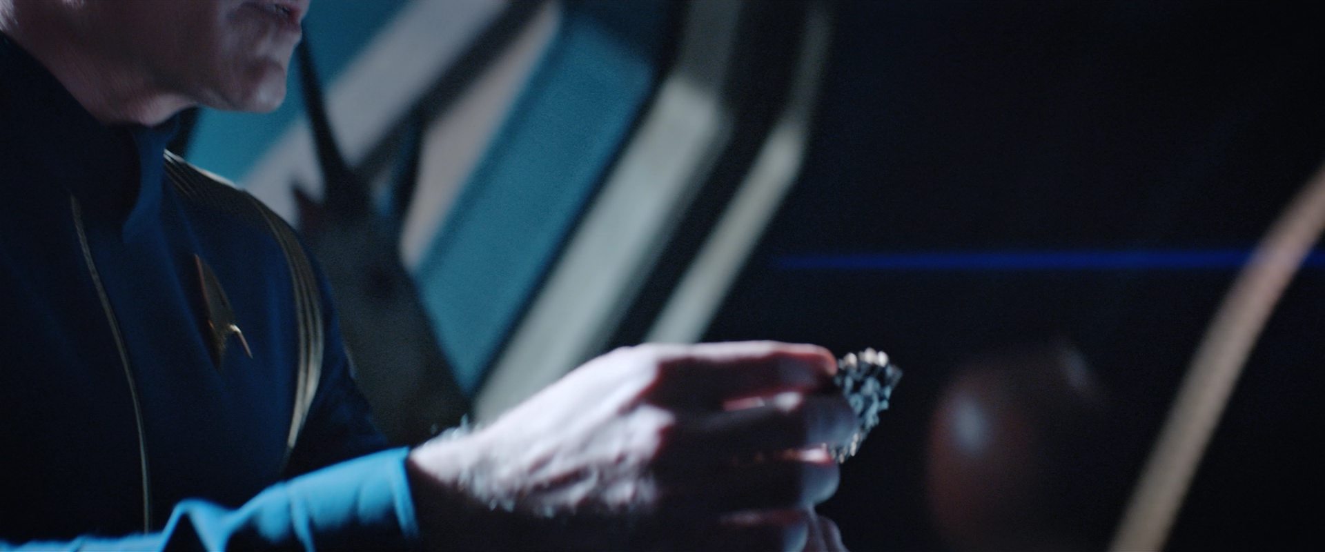 extant_StarTrekDiscovery_2x12-ThroughTheValleyOfShadows_04952.jpg