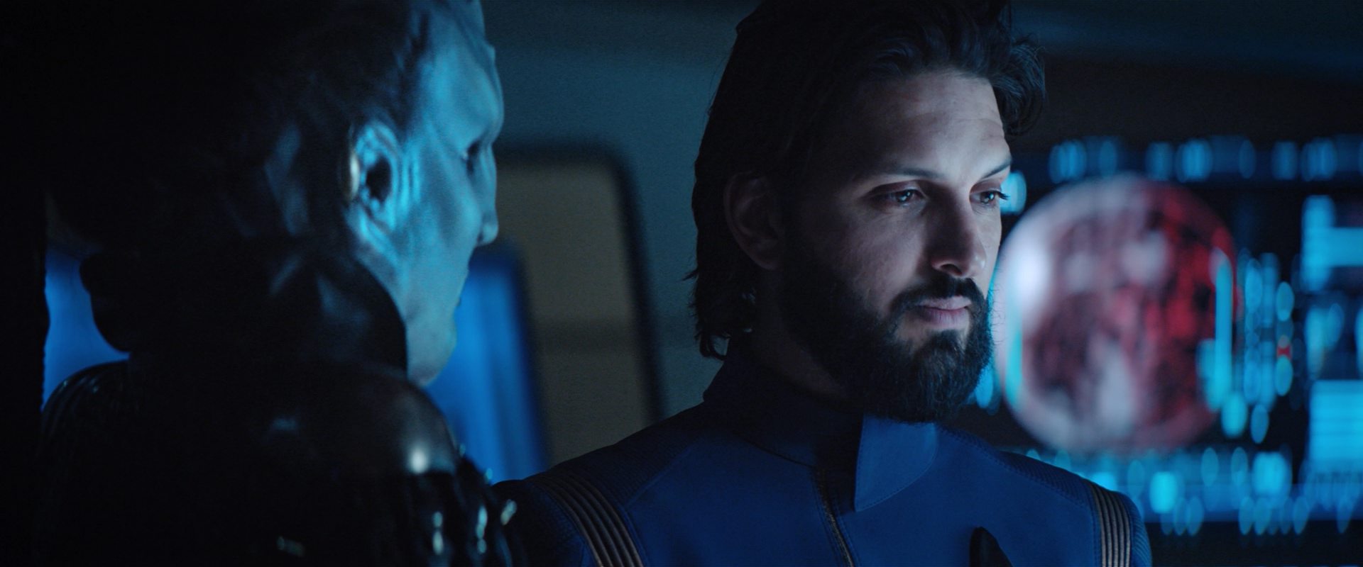 extant_StarTrekDiscovery_2x12-ThroughTheValleyOfShadows_04970.jpg extant_StarTrekDiscovery_2x12-ThroughTheValleyOfShadows_04970.jpg