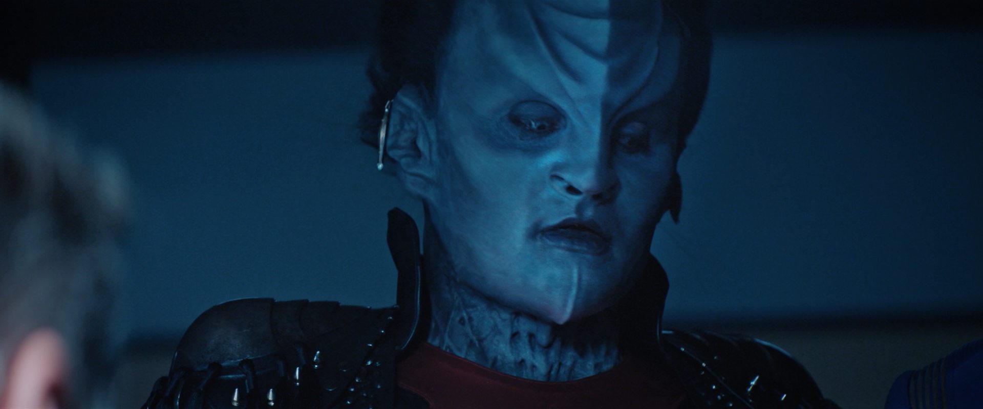 extant_StarTrekDiscovery_2x12-ThroughTheValleyOfShadows_05006.jpg extant_StarTrekDiscovery_2x12-ThroughTheValleyOfShadows_05006.jpg