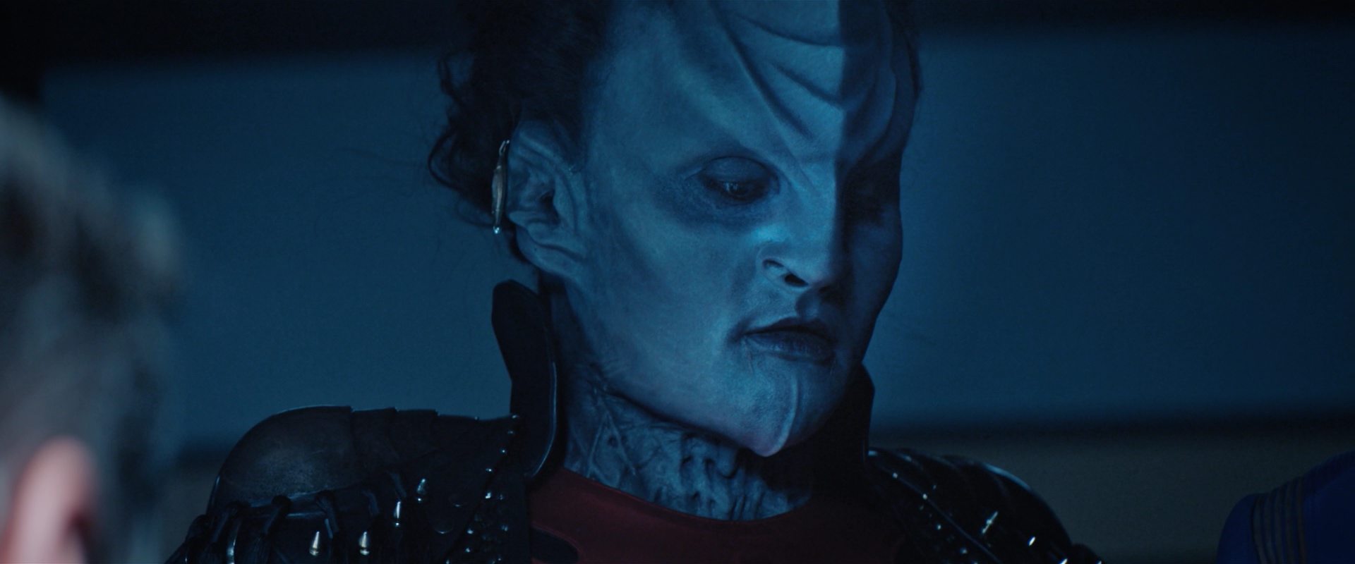 extant_StarTrekDiscovery_2x12-ThroughTheValleyOfShadows_05008.jpg