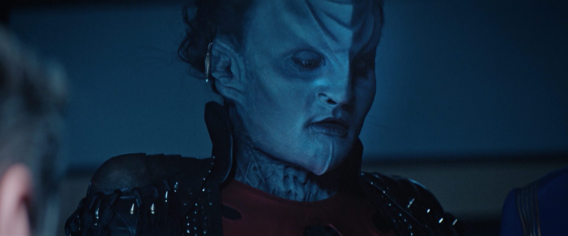 extant_StarTrekDiscovery_2x12-ThroughTheValleyOfShadows_05009.jpg