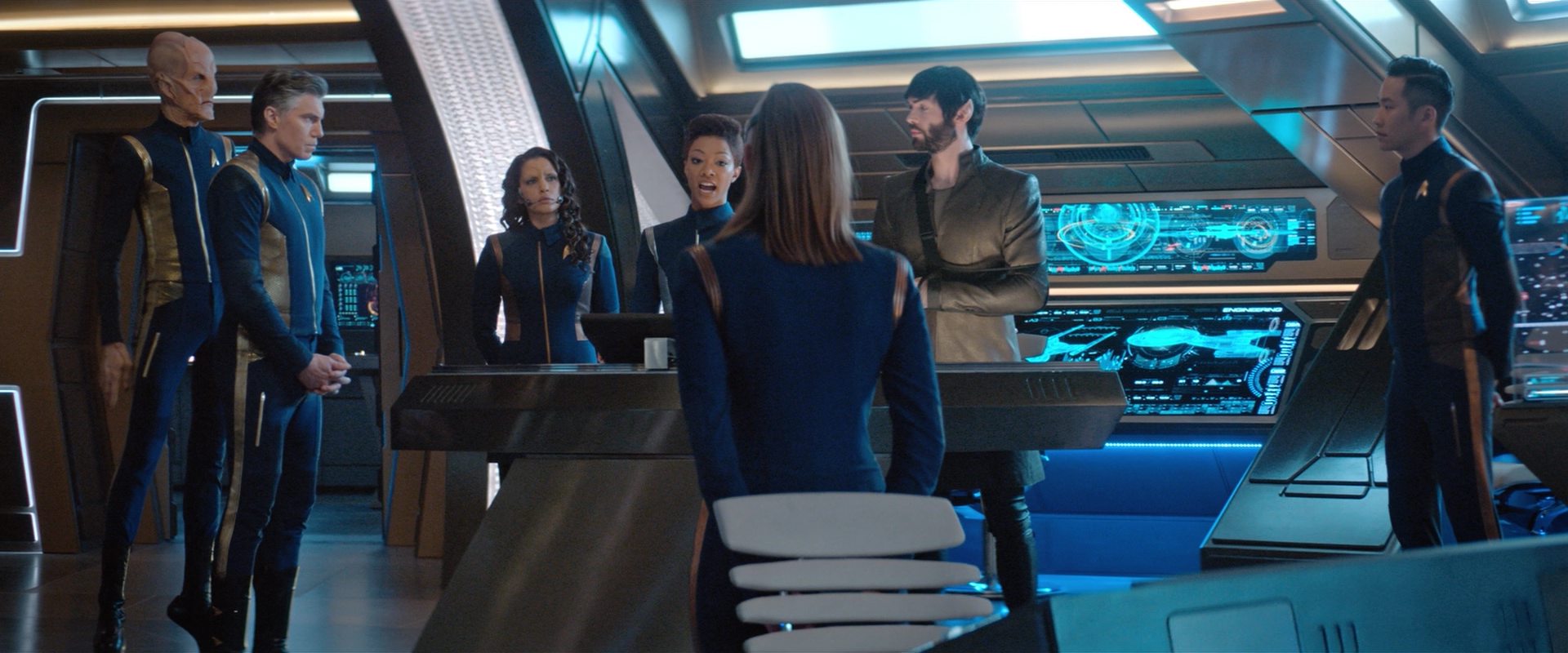 extant_StarTrekDiscovery_2x12-ThroughTheValleyOfShadows_05100.jpg