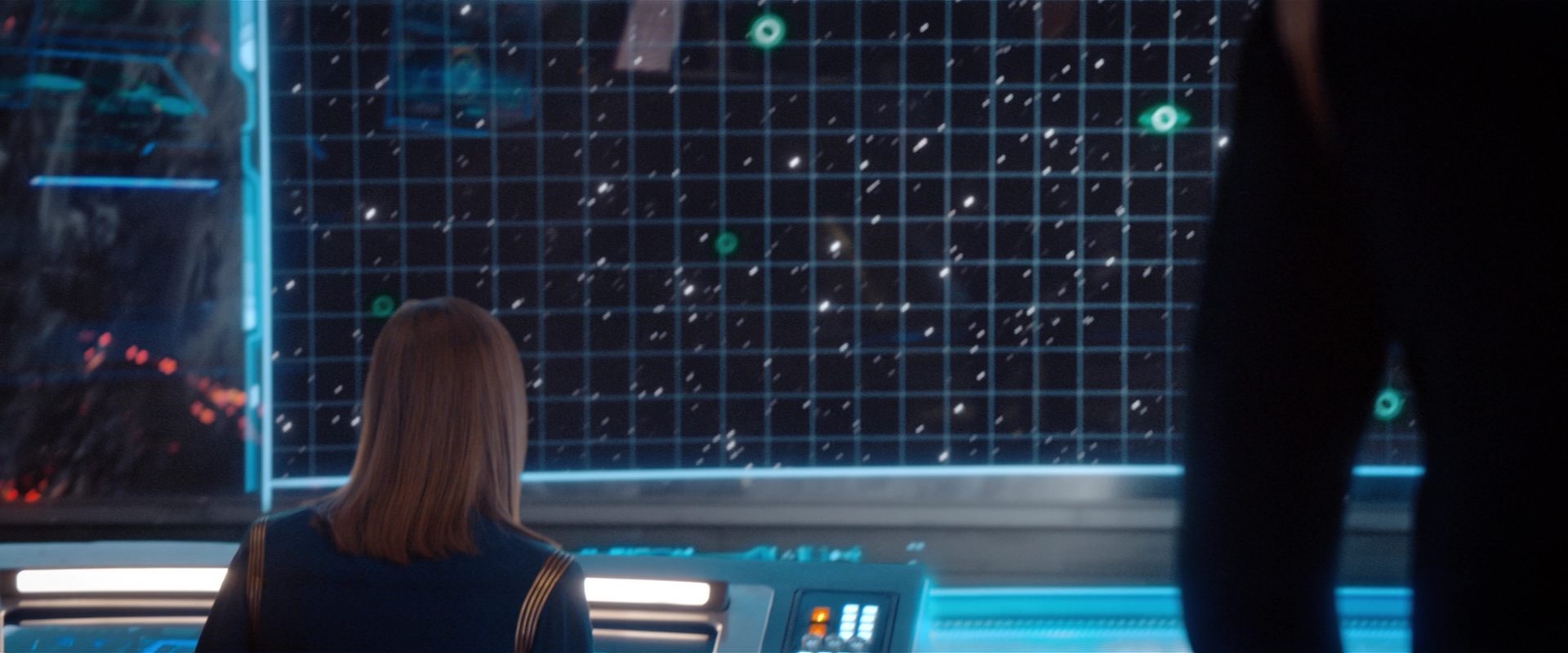 extant_StarTrekDiscovery_2x12-ThroughTheValleyOfShadows_05128.jpg