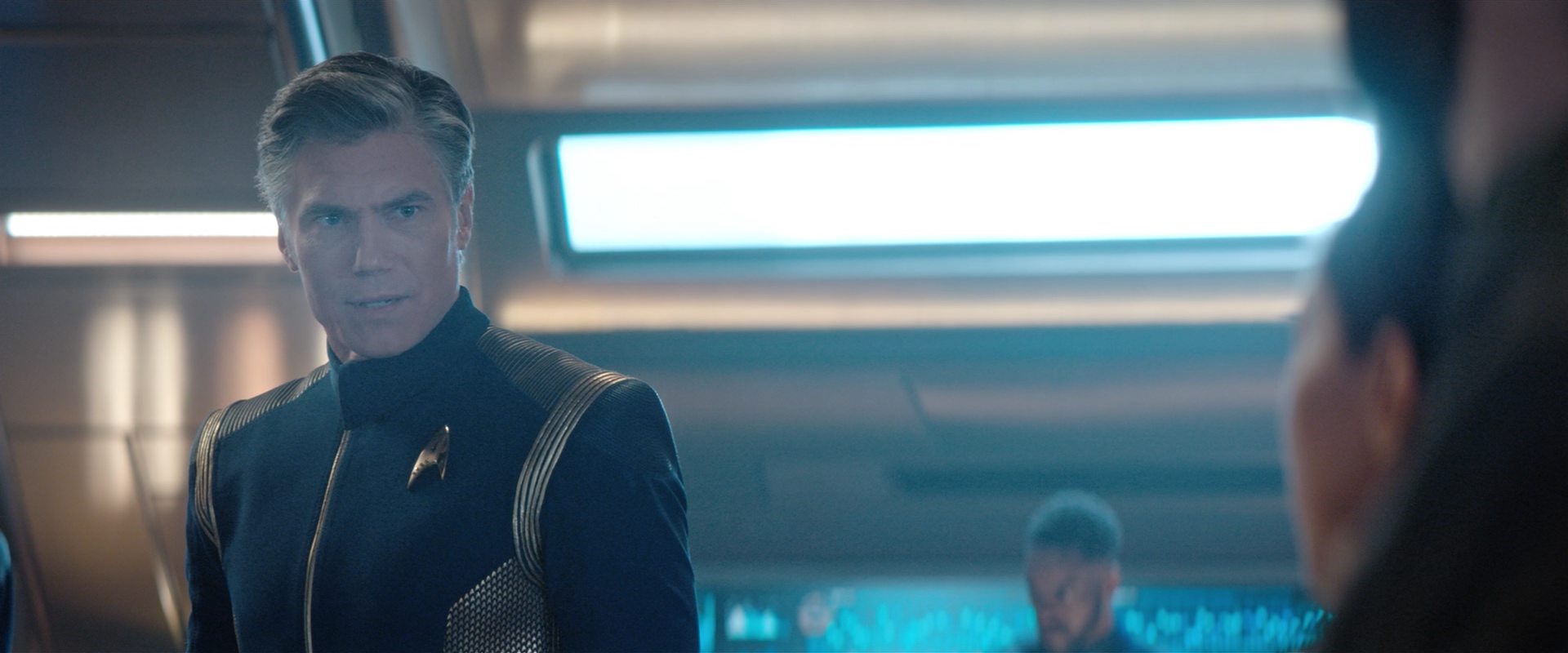 extant_StarTrekDiscovery_2x12-ThroughTheValleyOfShadows_05159.jpg