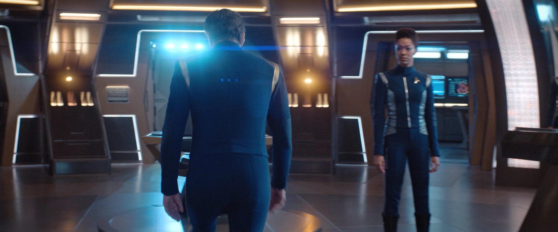 extant_StarTrekDiscovery_2x12-ThroughTheValleyOfShadows_05253.jpg