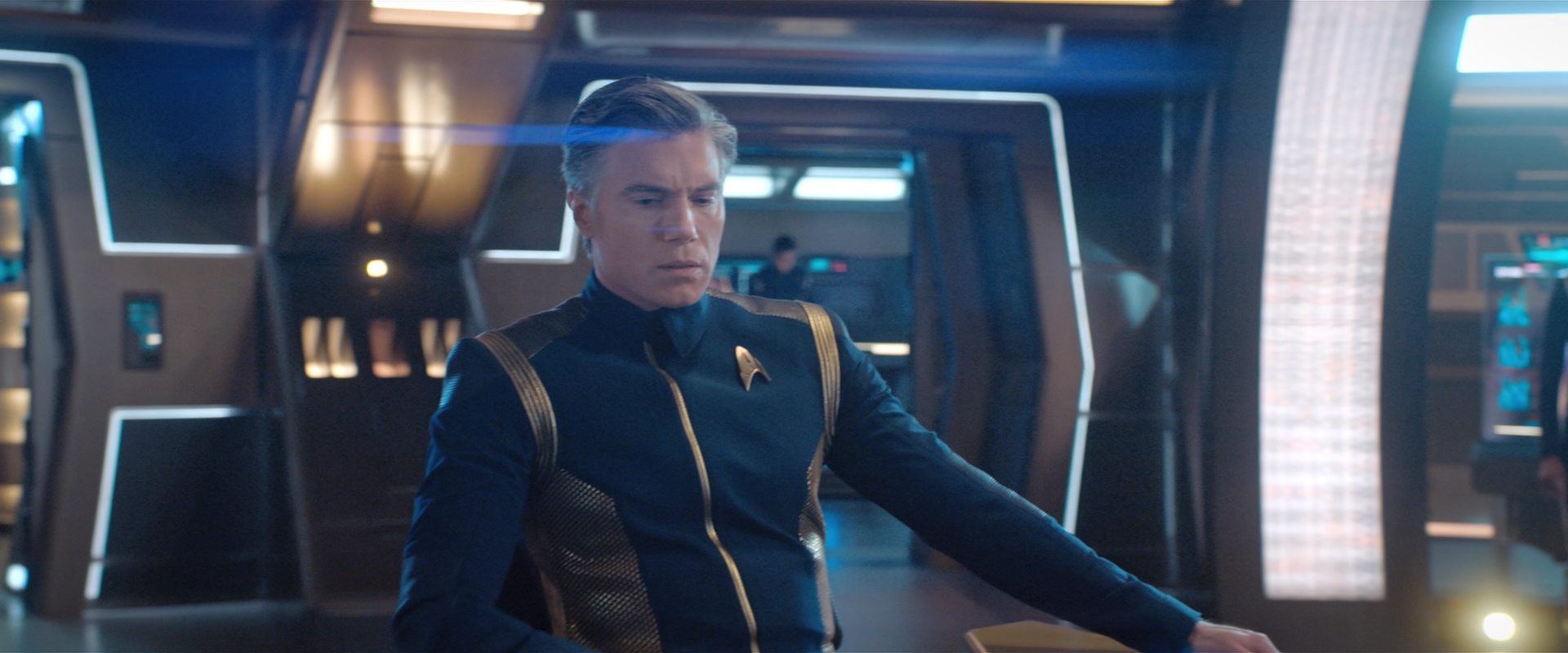 extant_StarTrekDiscovery_2x12-ThroughTheValleyOfShadows_05264.jpg