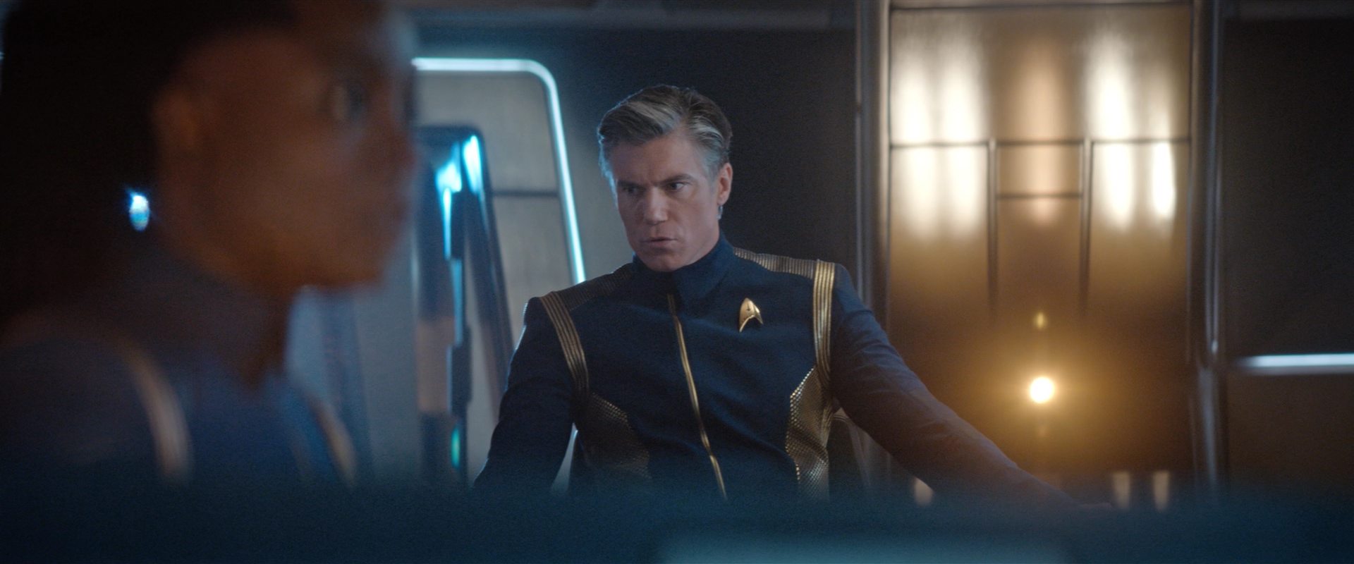 extant_StarTrekDiscovery_2x12-ThroughTheValleyOfShadows_05284.jpg