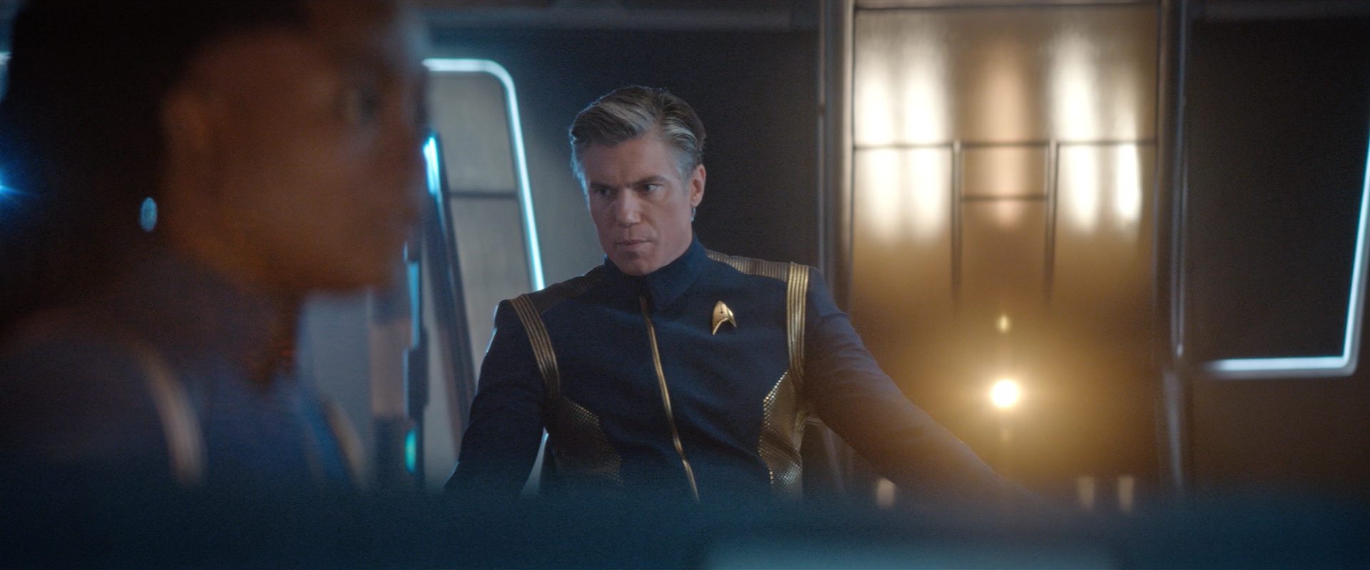 extant_StarTrekDiscovery_2x12-ThroughTheValleyOfShadows_05285.jpg