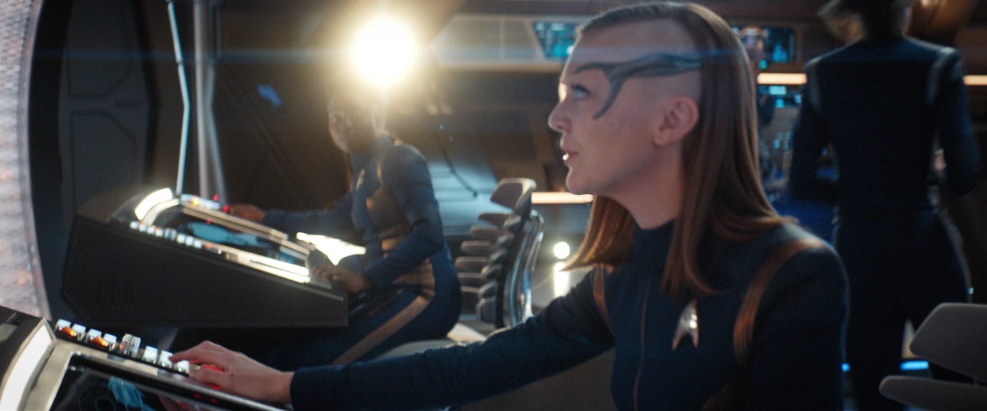 extant_StarTrekDiscovery_2x13-SuchSweetSorrowPart1_00365.jpg