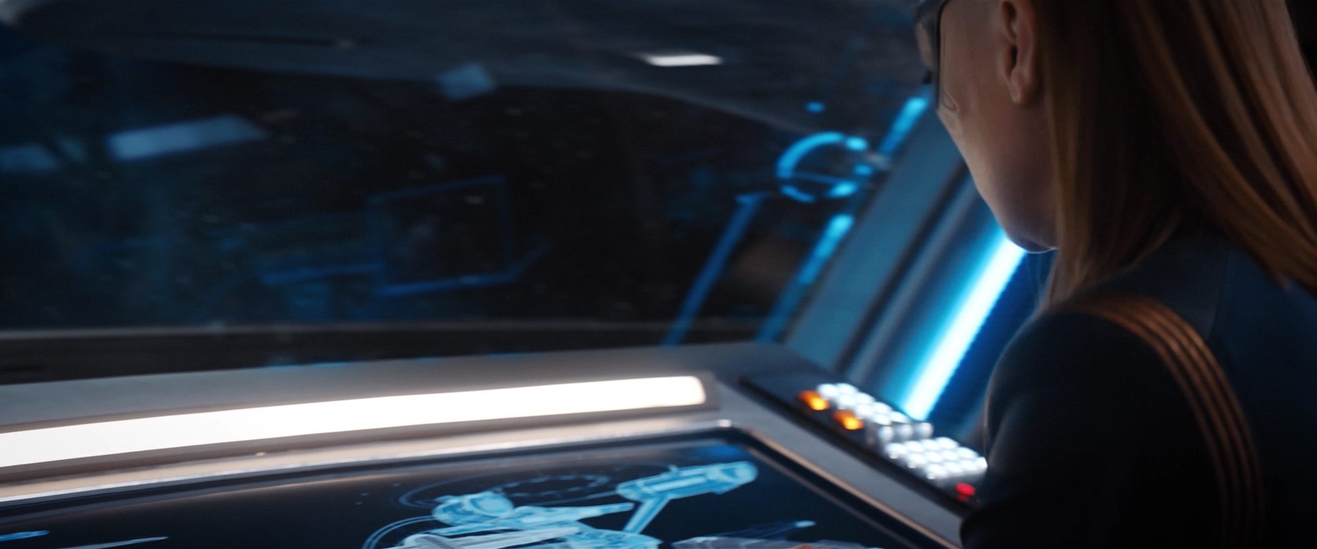 extant_StarTrekDiscovery_2x13-SuchSweetSorrowPart1_00405.jpg