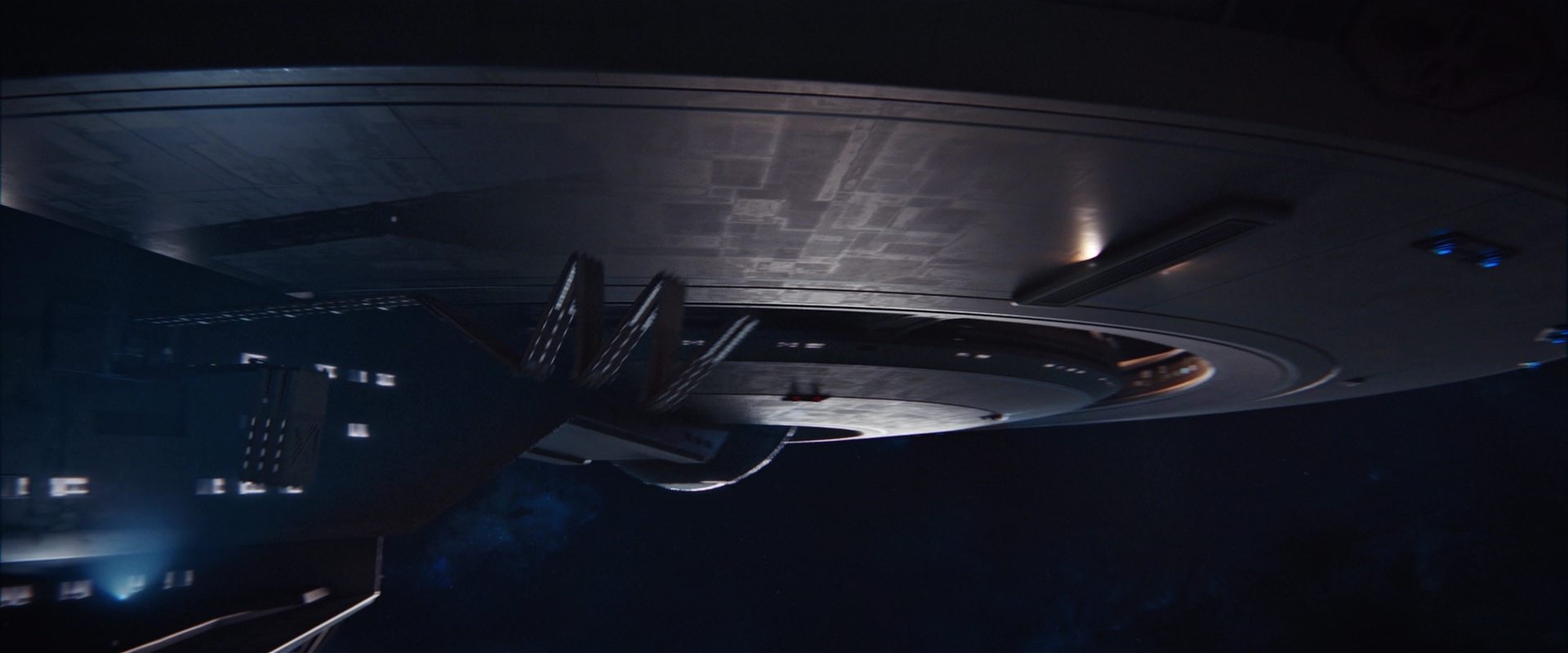 extant_StarTrekDiscovery_2x13-SuchSweetSorrowPart1_00419.jpg