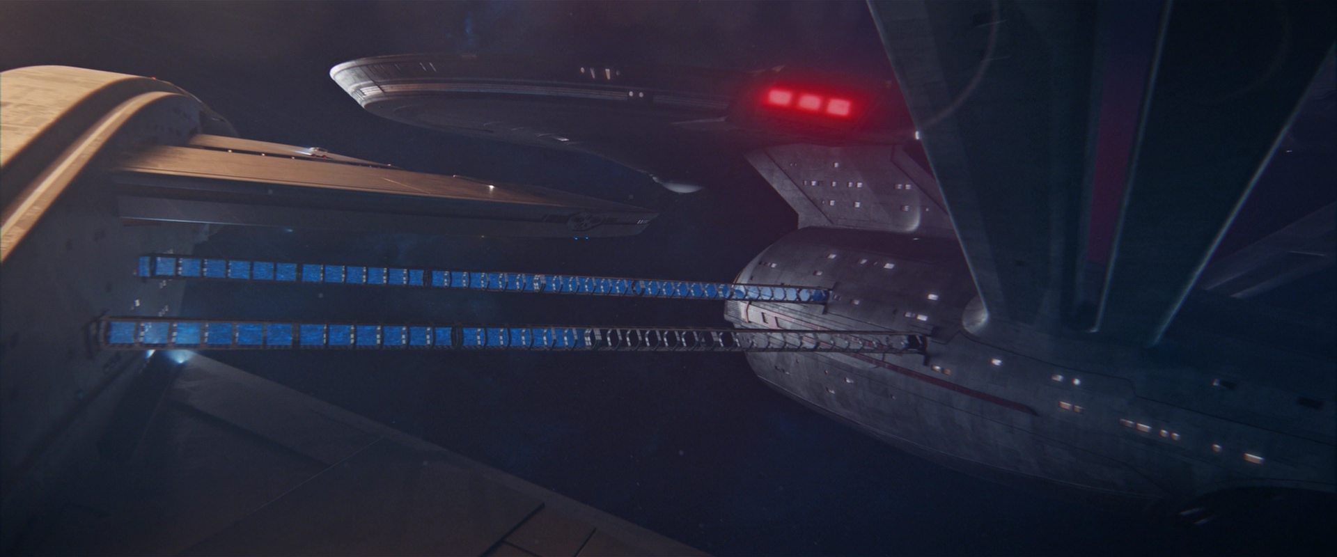 extant_StarTrekDiscovery_2x13-SuchSweetSorrowPart1_00436.jpg