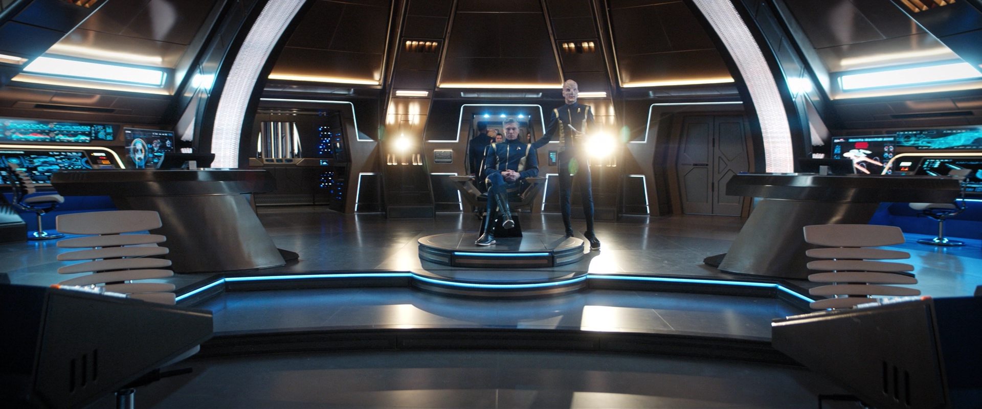 extant_StarTrekDiscovery_2x13-SuchSweetSorrowPart1_00485.jpg
