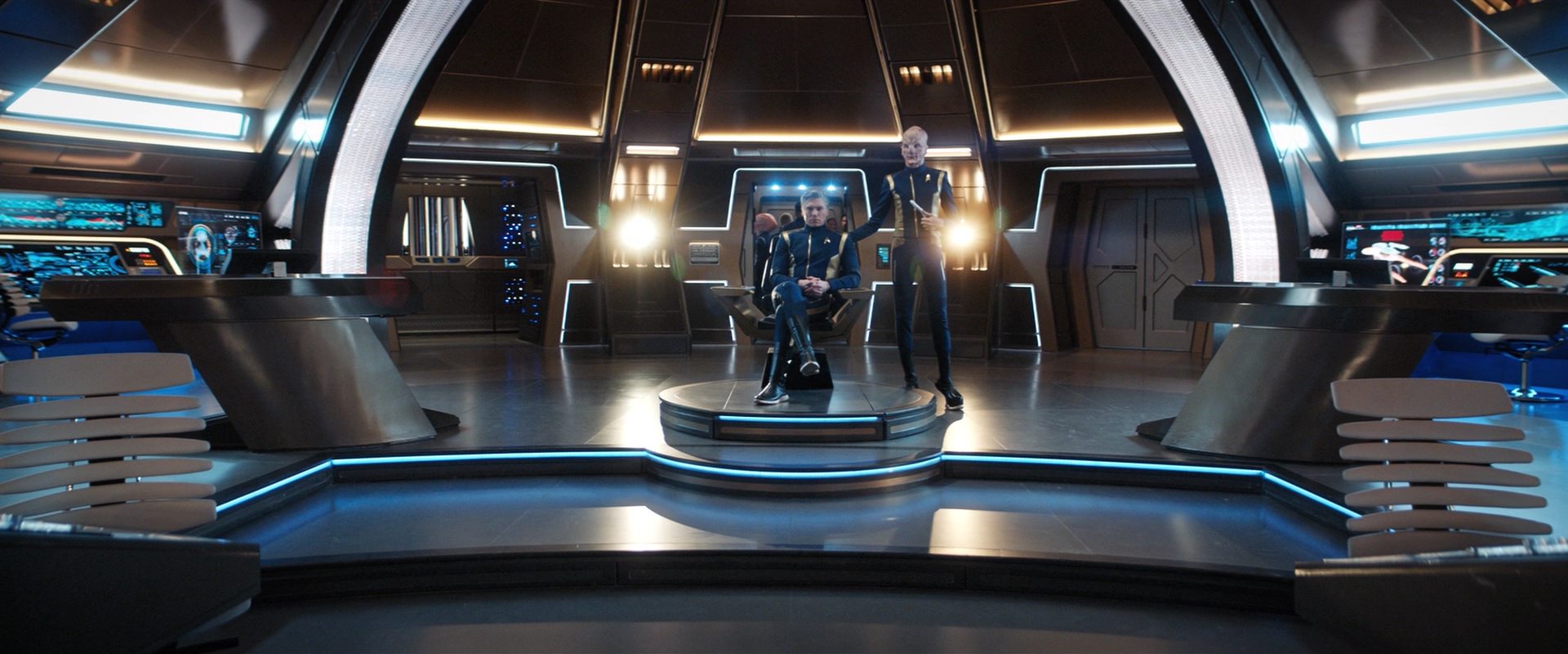 extant_StarTrekDiscovery_2x13-SuchSweetSorrowPart1_00487.jpg