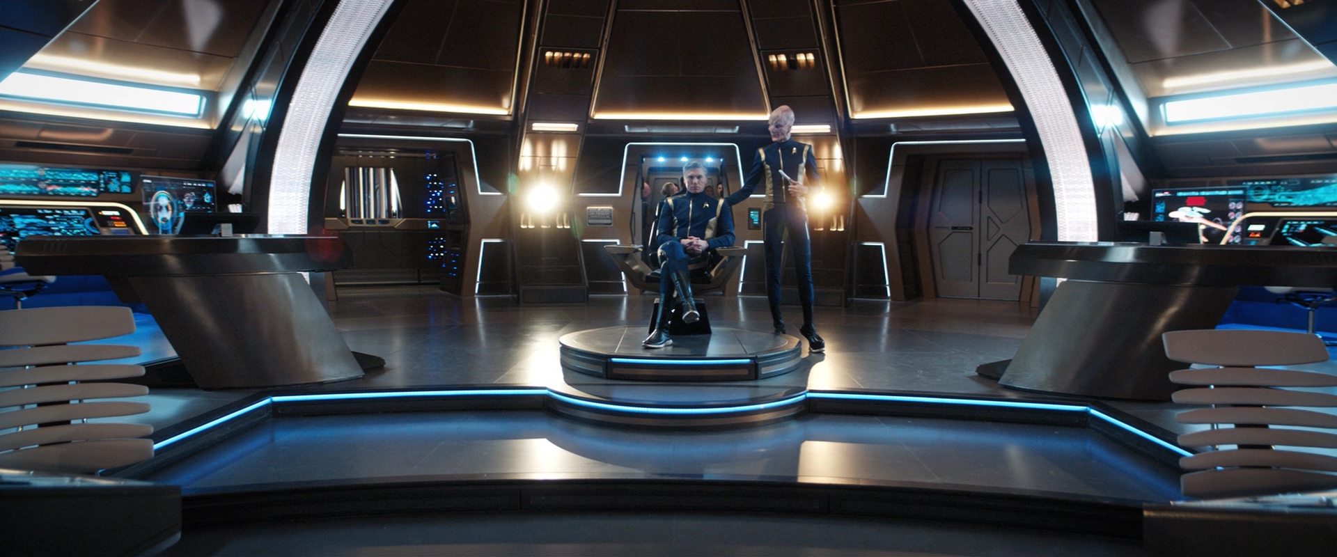 extant_StarTrekDiscovery_2x13-SuchSweetSorrowPart1_00488.jpg