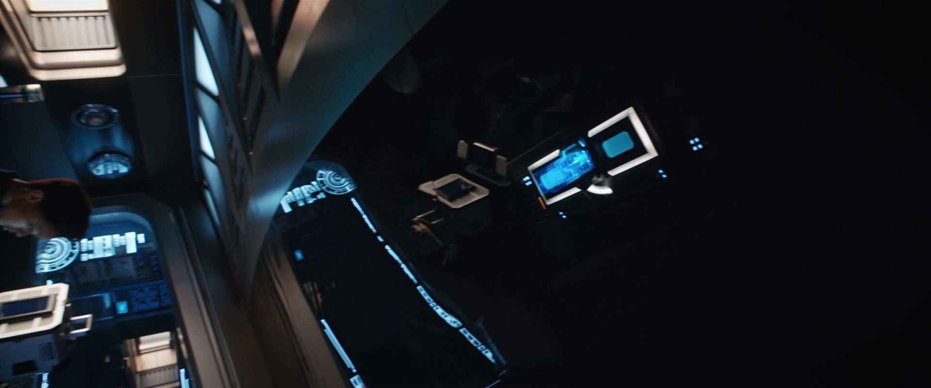 extant_StarTrekDiscovery_2x13-SuchSweetSorrowPart1_00600.jpg