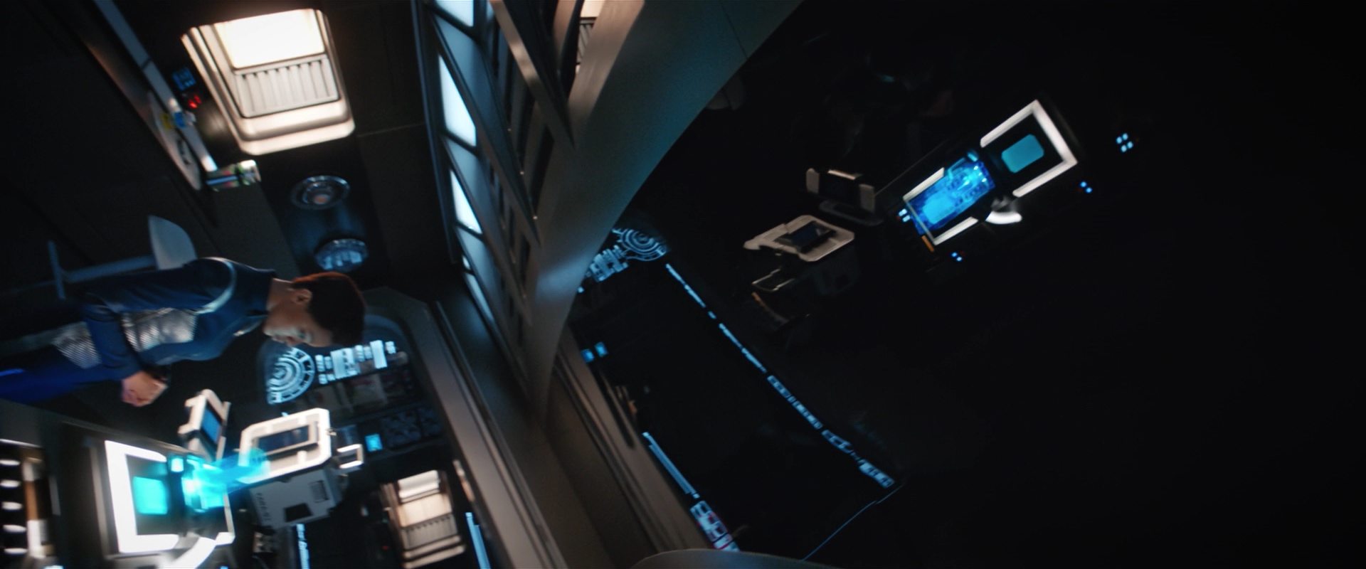 extant_StarTrekDiscovery_2x13-SuchSweetSorrowPart1_00602.jpg