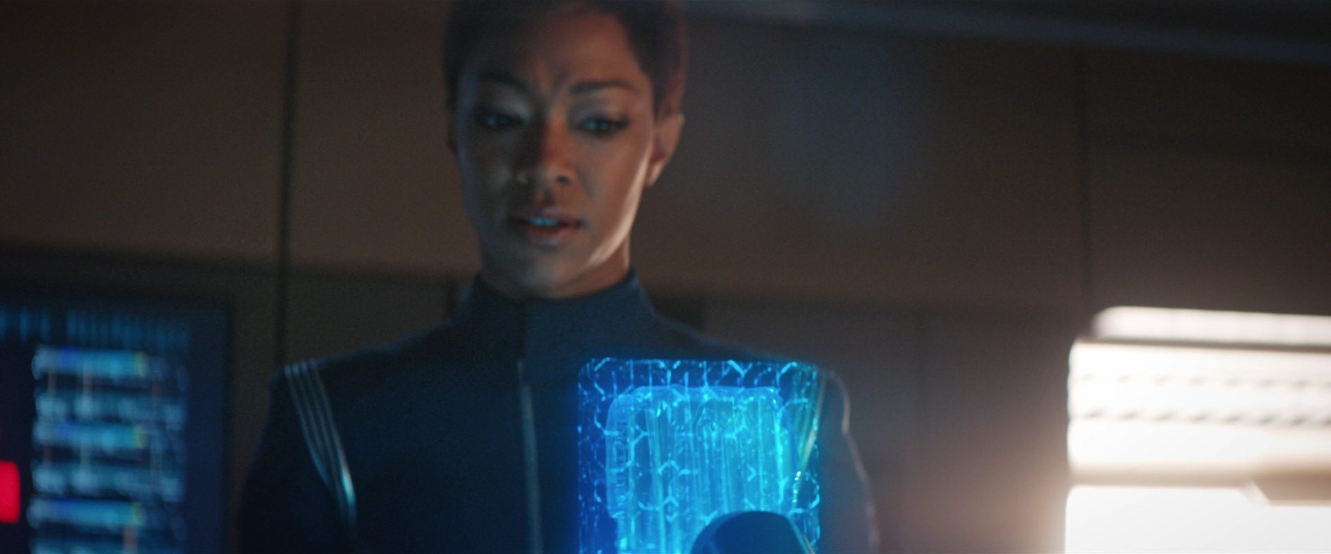 extant_StarTrekDiscovery_2x13-SuchSweetSorrowPart1_00614.jpg