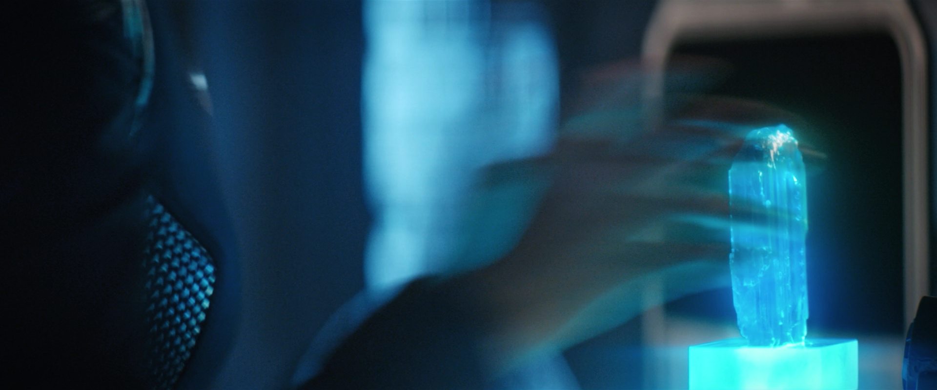 extant_StarTrekDiscovery_2x13-SuchSweetSorrowPart1_00764.jpg