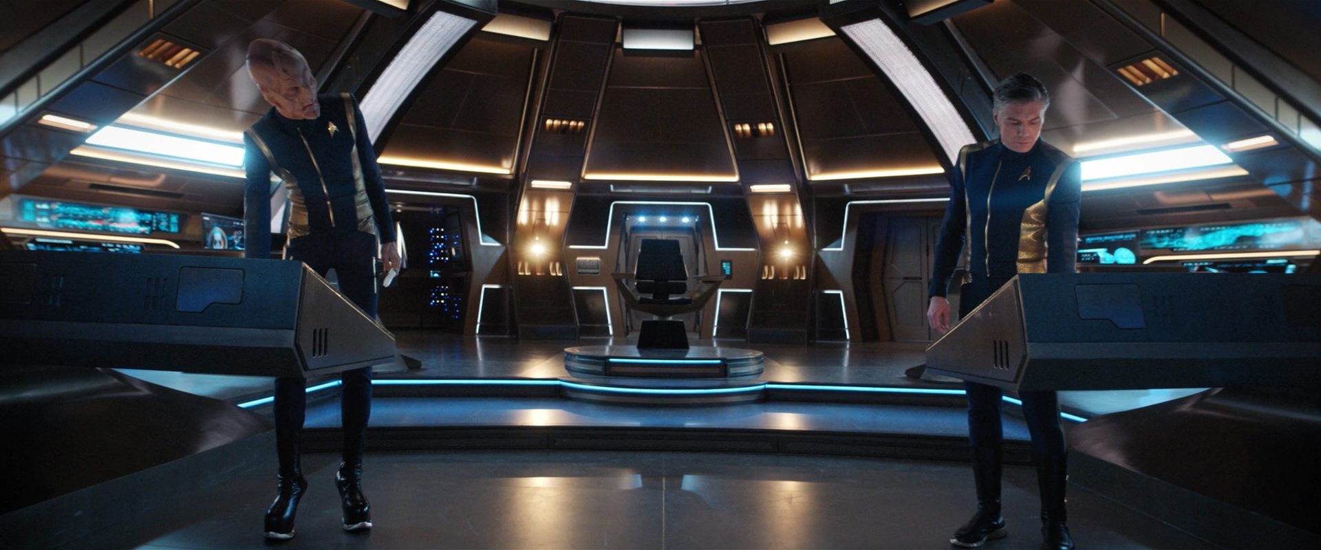 extant_StarTrekDiscovery_2x13-SuchSweetSorrowPart1_00794.jpg