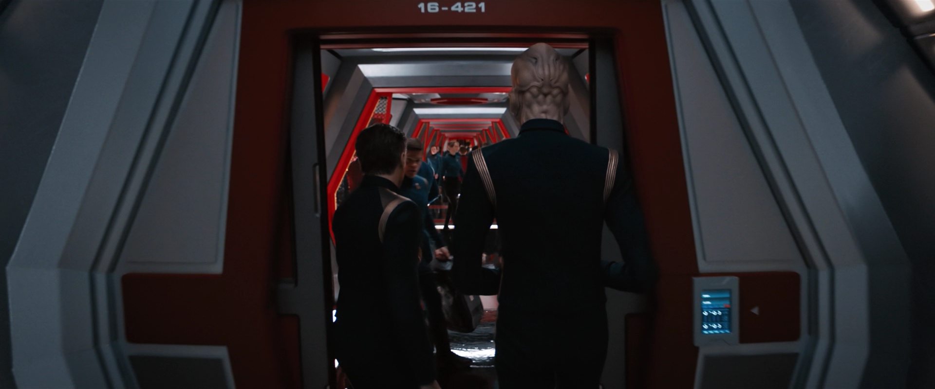 extant_StarTrekDiscovery_2x13-SuchSweetSorrowPart1_00834.jpg